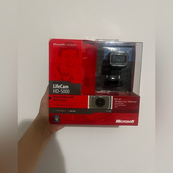 Microsoft Other - Microsoft Hardware LifeCam HD-5000 Sharp Video w Auto Focus 720p HD widescreen